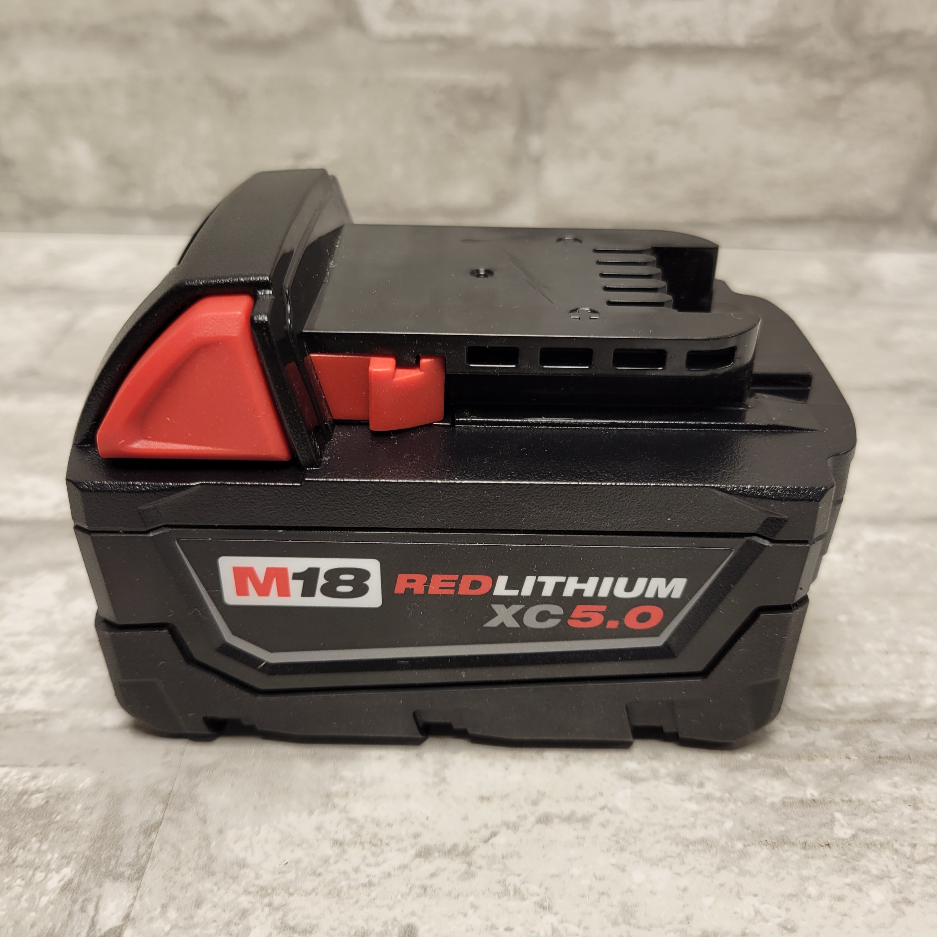 Milwaukee M18 18-Volt 5.0 Ah Lithium-Ion XC Battery Pack 48-11-1850 (7951540191470)